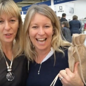 Video: Amazing customer responses